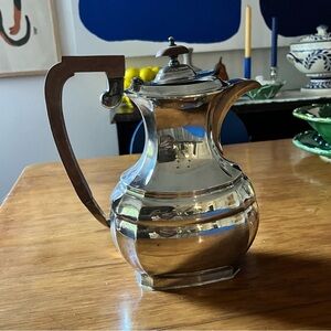 Antique Edwardian Enland Sheffield Lonsdale Silverpate Teapot
